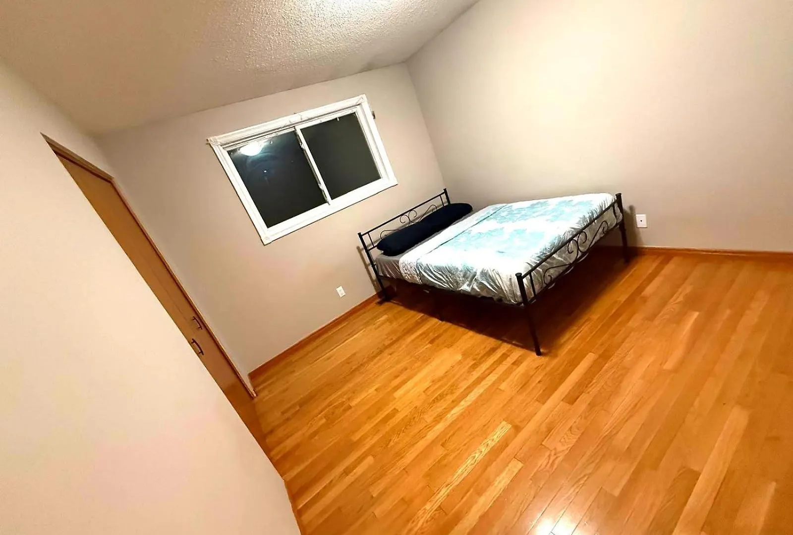 Homestay Ykf Airport Home-Free Fast Wifi-Free Parking Hespeler